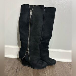 Tall, zip up boots